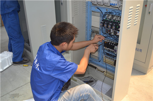 ����������ߌӽ������νoˮ�O(sh��)��ą^(q��)��