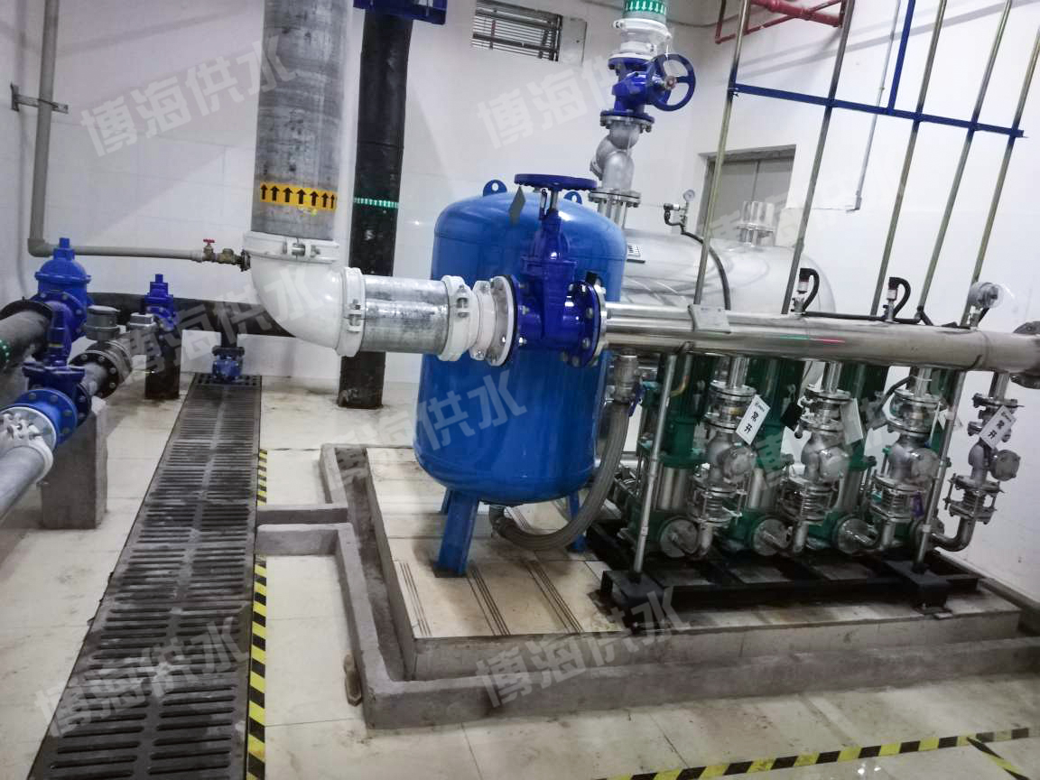 ���ö��ι�ˮ�O(sh��)��S�o�������L�O(sh��)��ʹ������