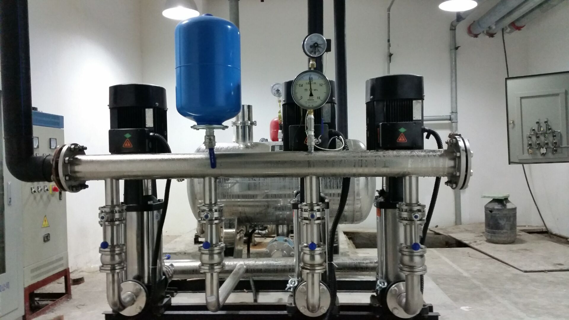 ע�����x�ı�С�����\(y��n)�D(zhu��n)��Σ��